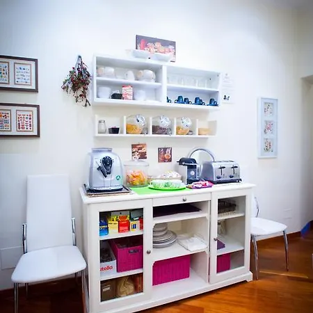 Maribell Guest House Apartment *